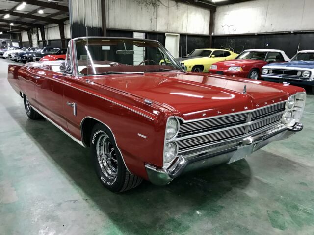 Plymouth Fury 1967 image number 30