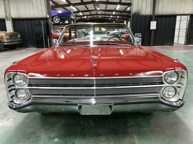 Plymouth Fury 1967 image number 31