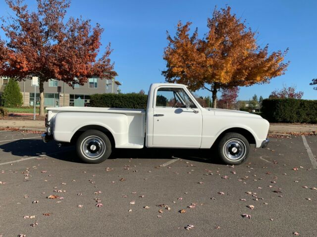 Chevrolet C-10 1967 image number 20