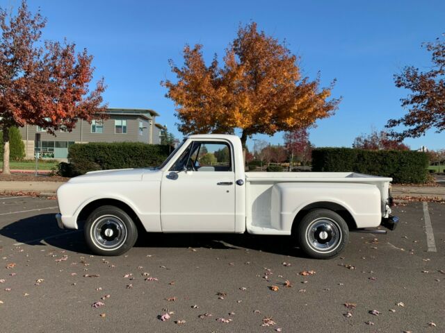 Chevrolet C-10 1967 image number 22