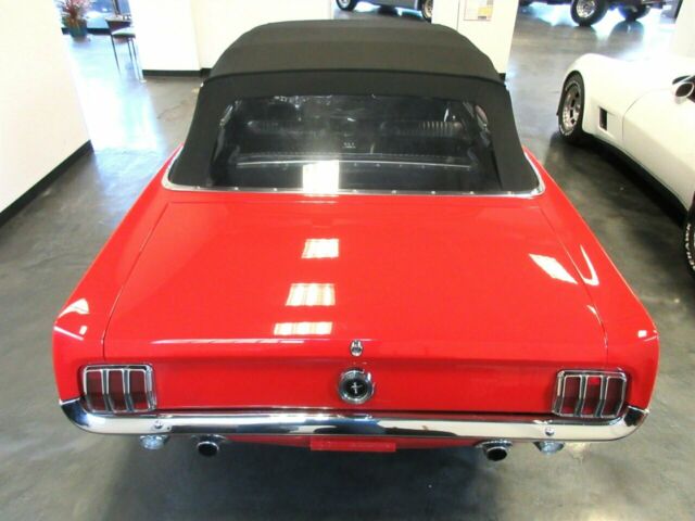 Ford Mustang 1965 image number 11