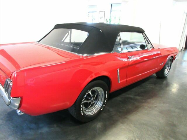 Ford Mustang 1965 image number 22