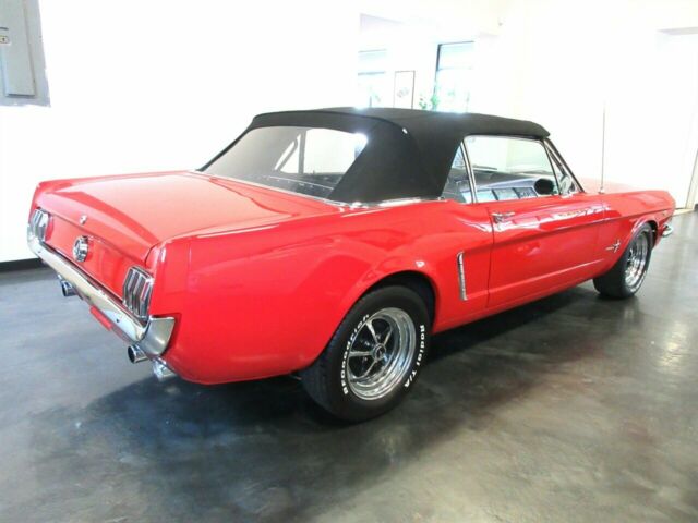 Ford Mustang 1965 image number 33