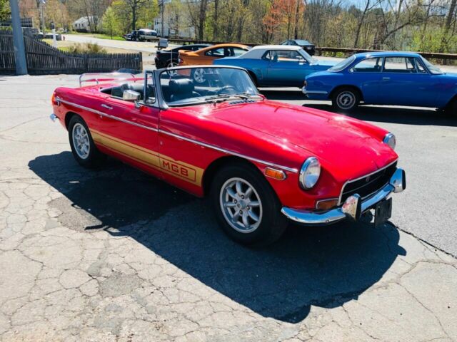 MG MGB 1972 image number 25