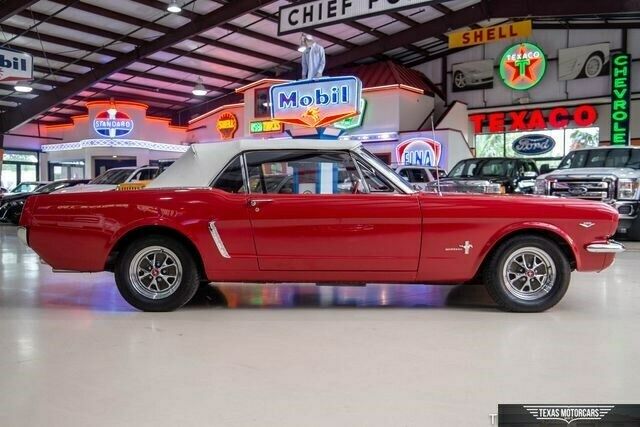 Ford Mustang 1965 image number 28