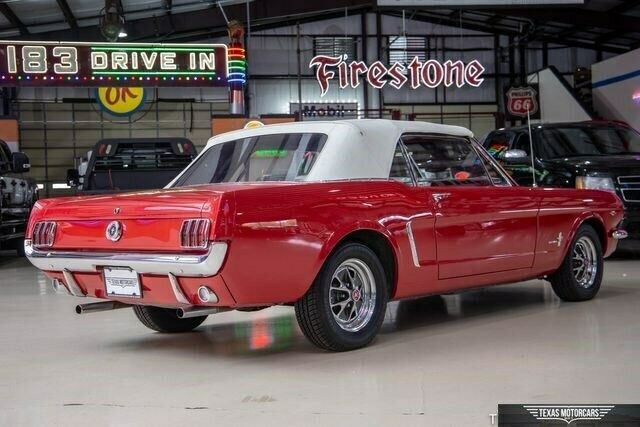 Ford Mustang 1965 image number 8