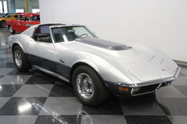 Chevrolet Corvette 1971 image number 17