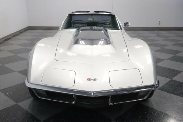 Chevrolet Corvette 1971 image number 19