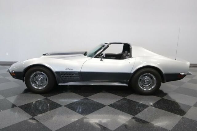 Chevrolet Corvette 1971 image number 31