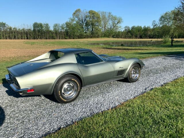 Chevrolet Corvette 1972 image number 27