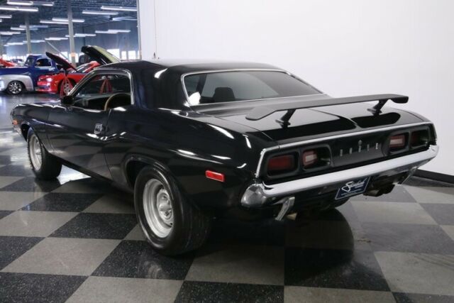 Dodge Challenger 1972 image number 33