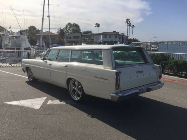 Ford Galaxie 1967 image number 23