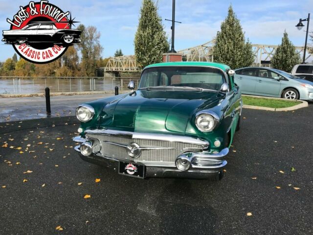 Buick Special Custom 1956 image number 32