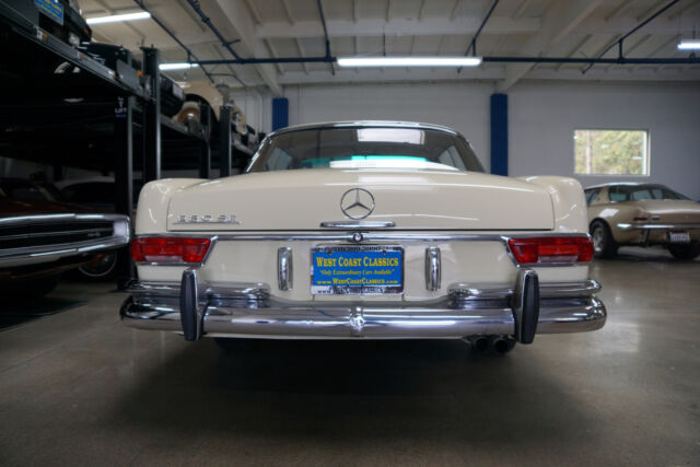 Mercedes-Benz 280SE 2.8 6 cyl 2 Door Coupe 1969 image number 34