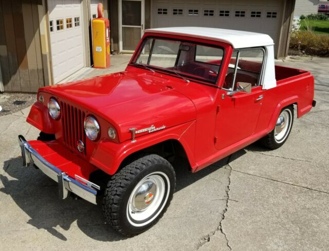 Kaiser Jeepster Commando Pickup 1967 image number 21