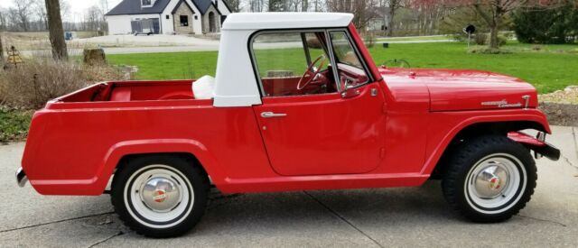 Kaiser Jeepster Commando Pickup 1967 image number 23