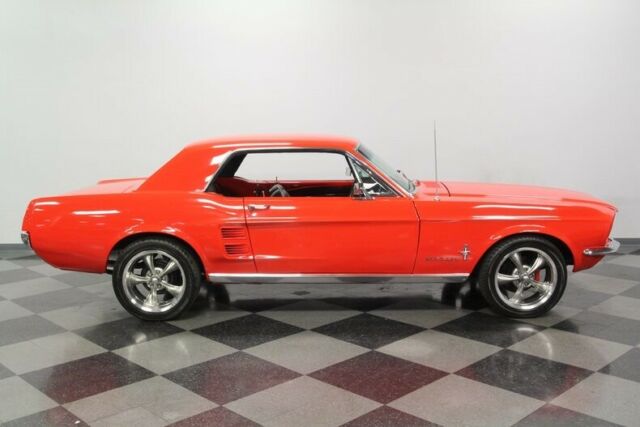 Ford Mustang 1967 image number 15