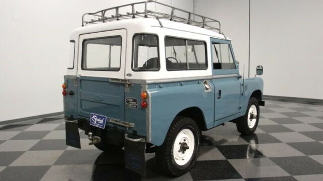 Land Rover Series IIA 1972 image number 13