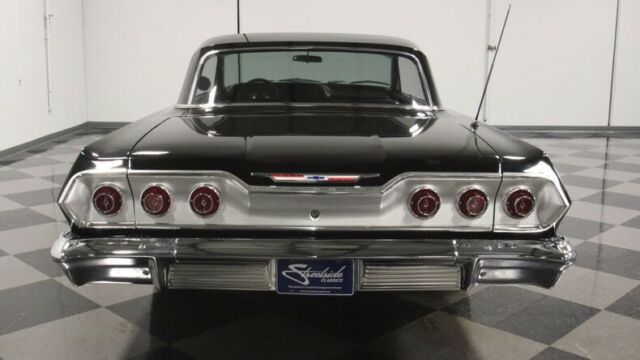 Chevrolet Impala 1963 image number 11