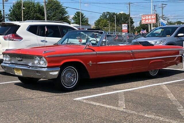 Ford Galaxie 1963 image number 18