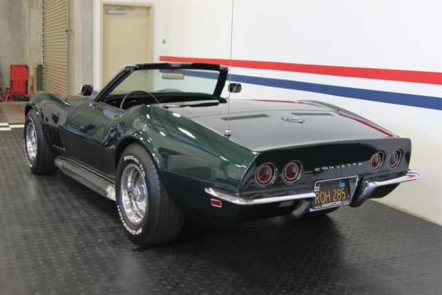 Chevrolet Corvette 1968 image number 29