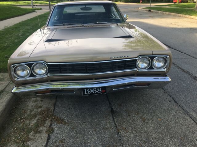 Plymouth Road Runner 1968 image number 0