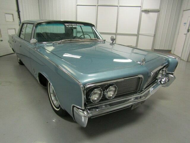 Chrysler Imperial 1964 image number 1