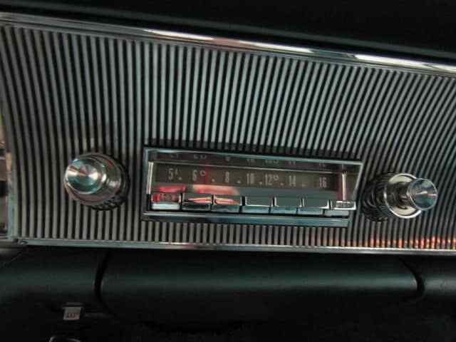 Chrysler Imperial 1964 image number 21