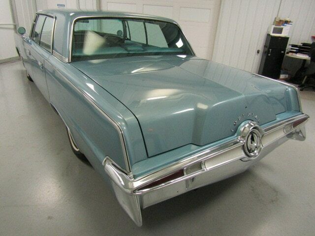 Chrysler Imperial 1964 image number 29