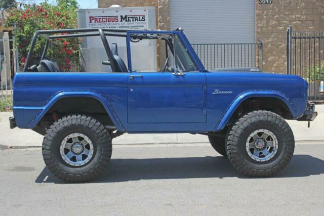 Ford Bronco 1975 image number 28