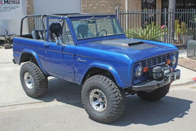 Ford Bronco 1975 image number 37