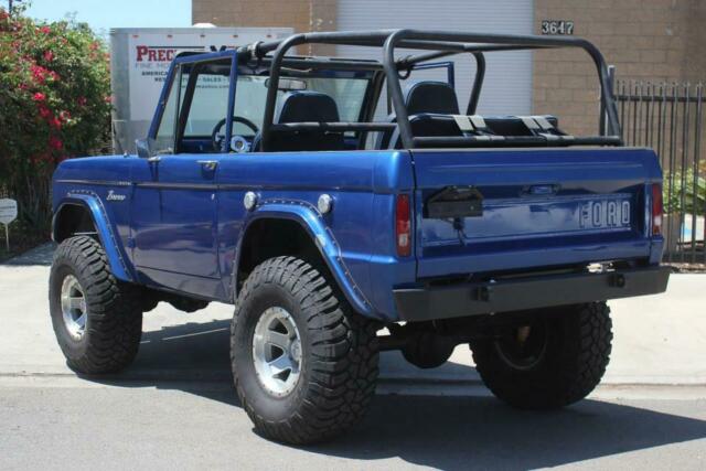 Ford Bronco 1975 image number 41