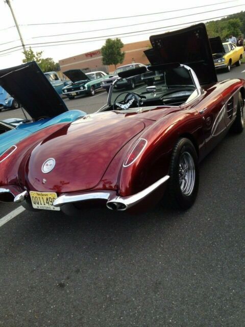 Chevrolet Corvette 1960 image number 5