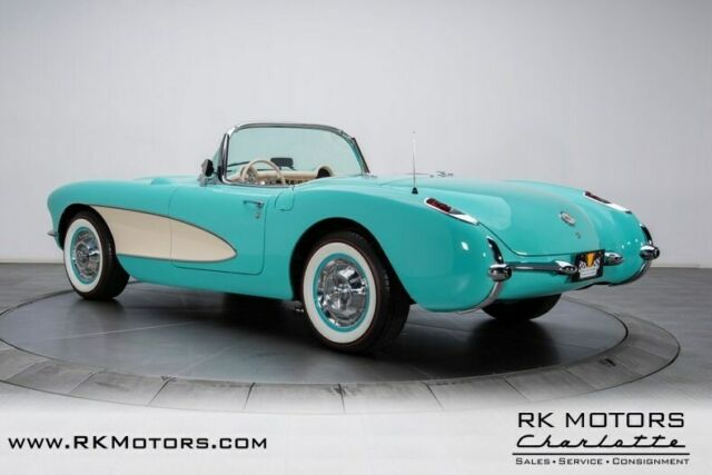 Chevrolet Corvette 1956 image number 10