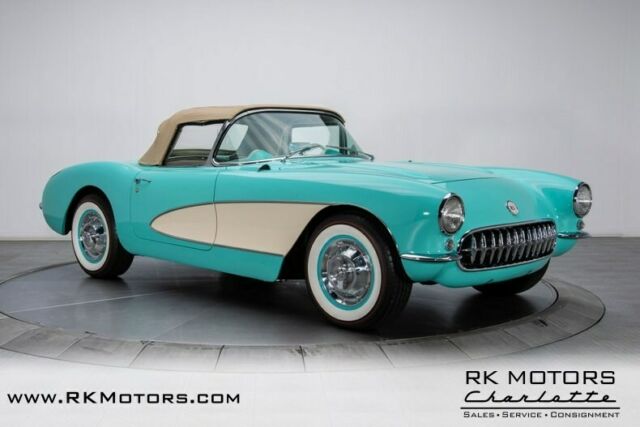 Chevrolet Corvette 1956 image number 33