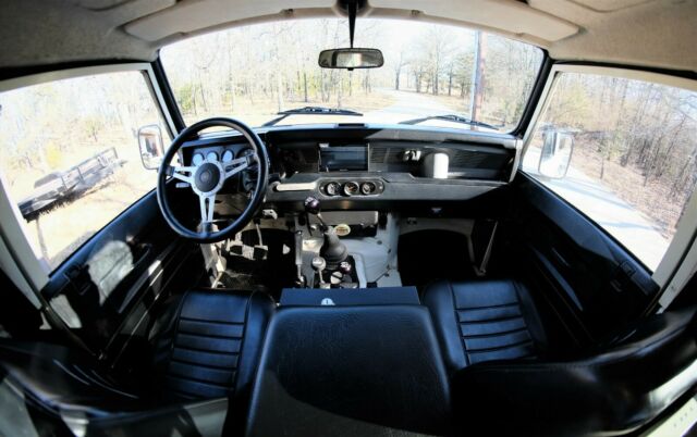 Land Rover Defender 1987 image number 12