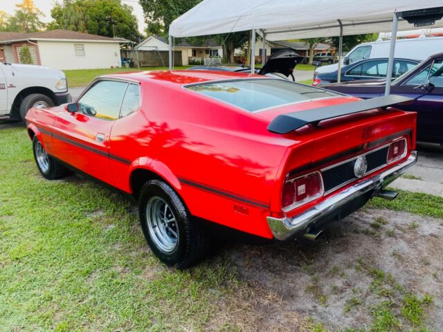 Ford Mustang 1972 image number 10