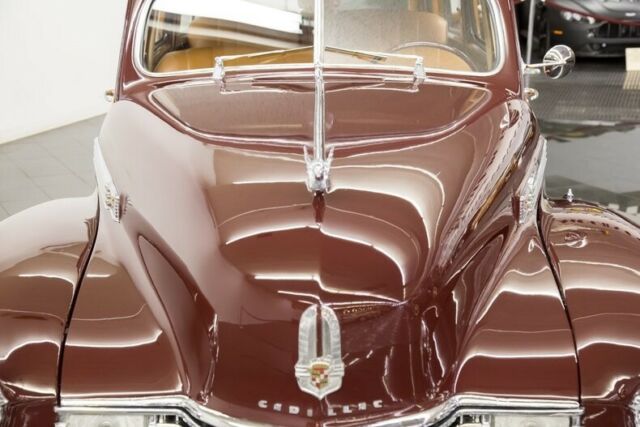 Cadillac Series 61 1941 image number 22