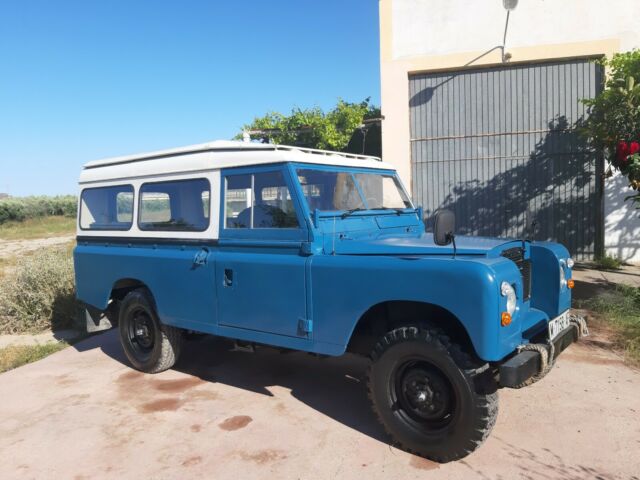 Land Rover Defender 1974 image number 7