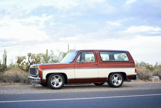 Chevrolet C-10 1977 image number 2