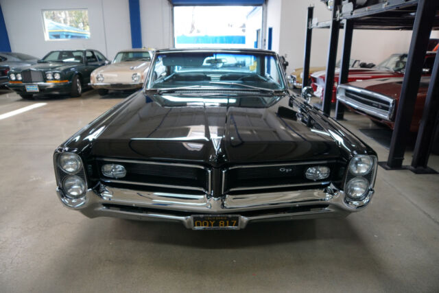 Pontiac Grand Prix 389 V8 2 Door Hardtop 1964 image number 7