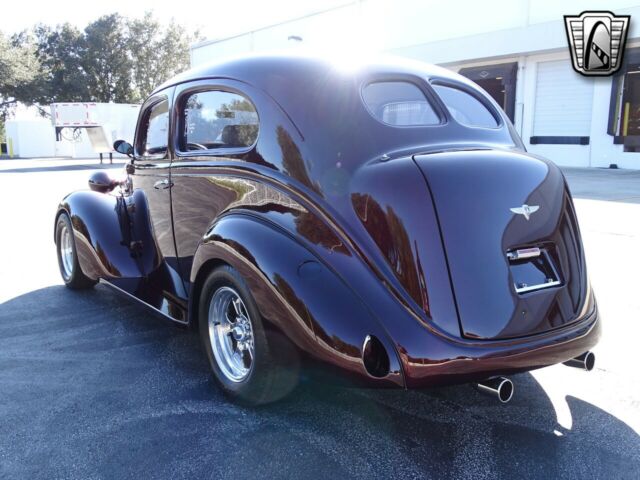 Plymouth Touring 1937 image number 5