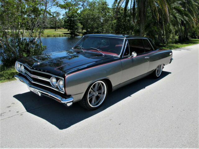 Chevrolet Chevelle 1965 image number 0