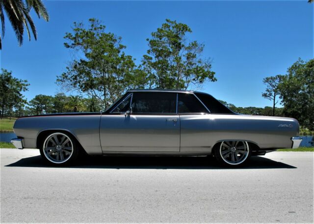 Chevrolet Chevelle 1965 image number 1