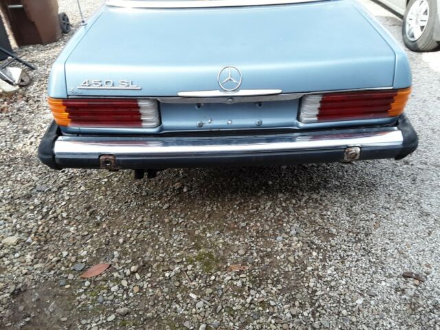 Mercedes-Benz SL-Class 1979 image number 21