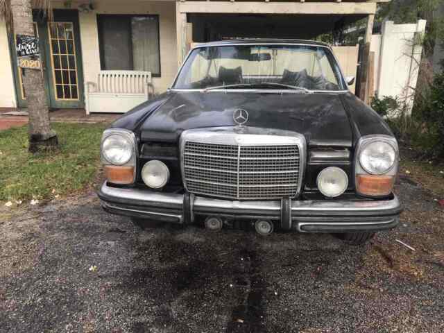 Mercedes-Benz 280C 1973 image number 31