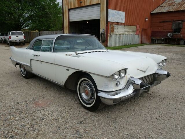 Cadillac Eldorado 1958 image number 1