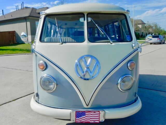 Volkswagen Bus/Vanagon 1970 image number 1