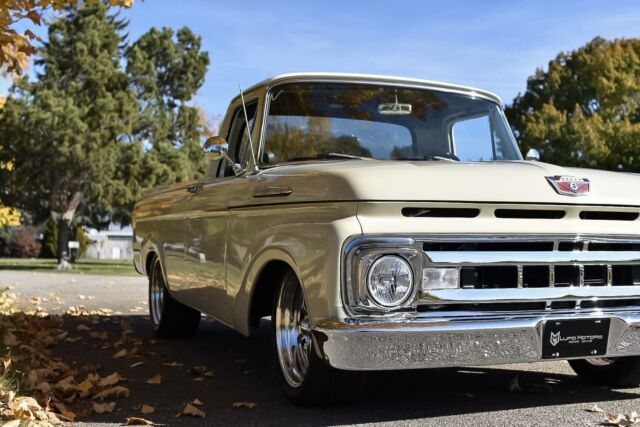 Ford F-100 1961 image number 21