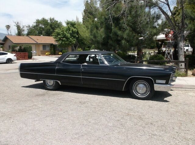 Cadillac DeVille 1967 image number 11